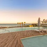 Front Line In The Edge With Sea Views