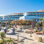 Front Line In The Edge With Sea Views * Estepona